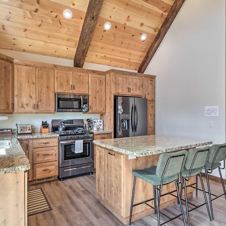 Luxury Retreat Custom Mi-Wuk Village Cabin! Exterior photo