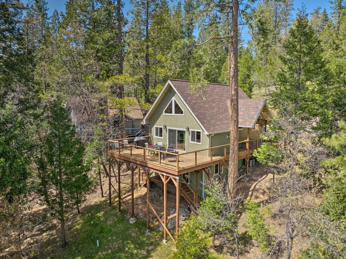 Luxury Retreat Custom Mi-Wuk Village Cabin! Exterior photo