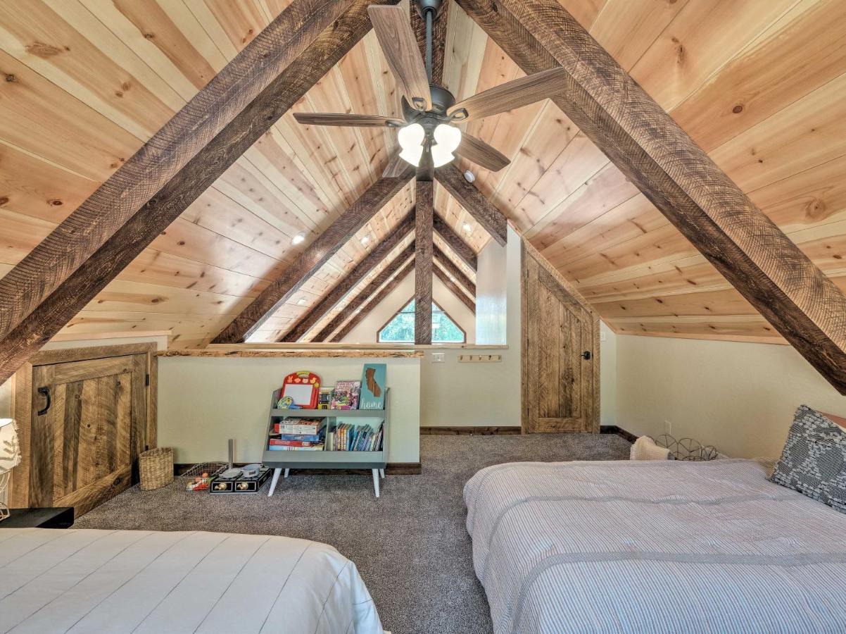 Luxury Retreat Custom Mi-Wuk Village Cabin! Exterior photo